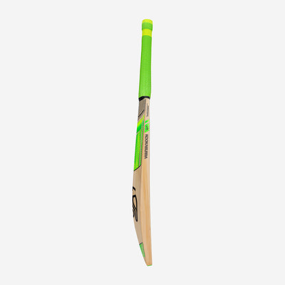 KAHUNA PRO 1.1 PLAYERS SELECT JUNIOR CRICKET BAT