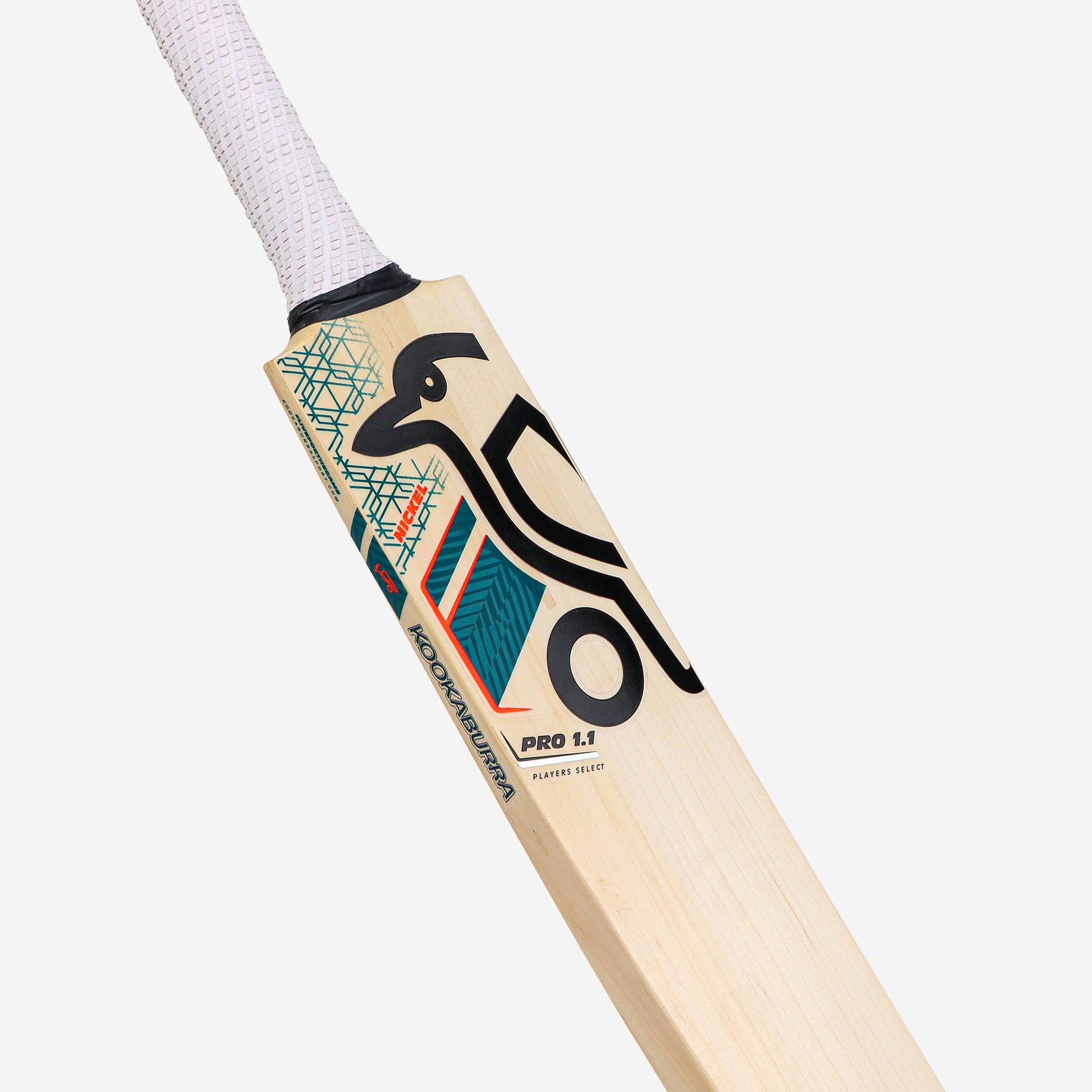 NICKEL PRO 1.1 PLAYERS SELECT JUNIOR CRICKET BAT