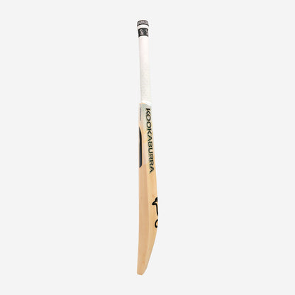 NICKEL 8.1 JUNIOR CRICKET BAT
