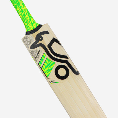 KAHUNA 9.1 JUNIOR CRICKET BAT