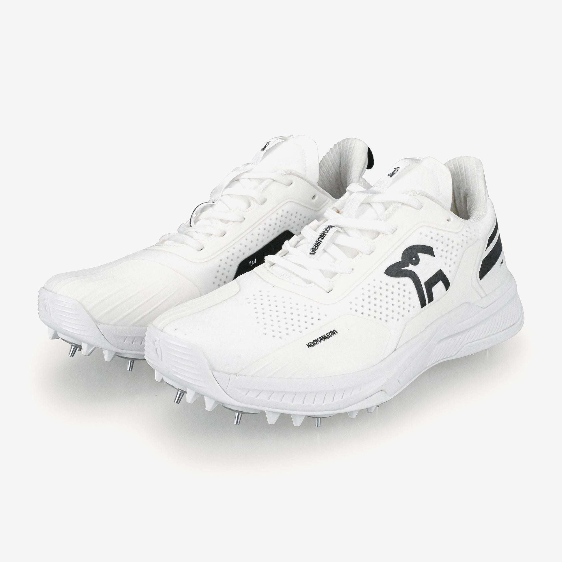 KC PLAYERS SPIKE CRICKET SHOE