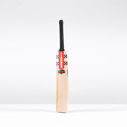 NEOCORE 500 Black Junior Cricket Bat