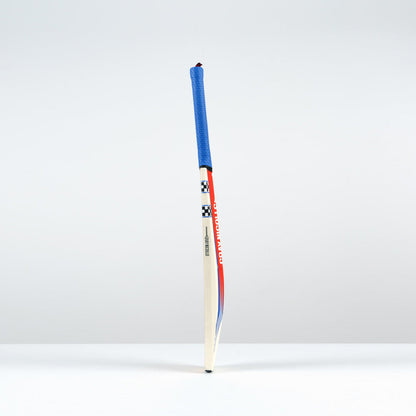 Stratos 1.0 Thunder Junior Cricket Bat