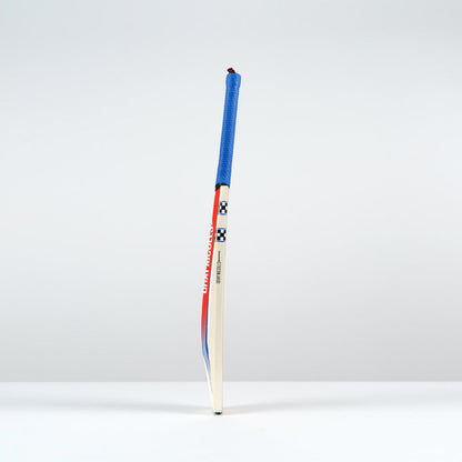 Stratos 1.0 Thunder Junior Cricket Bat