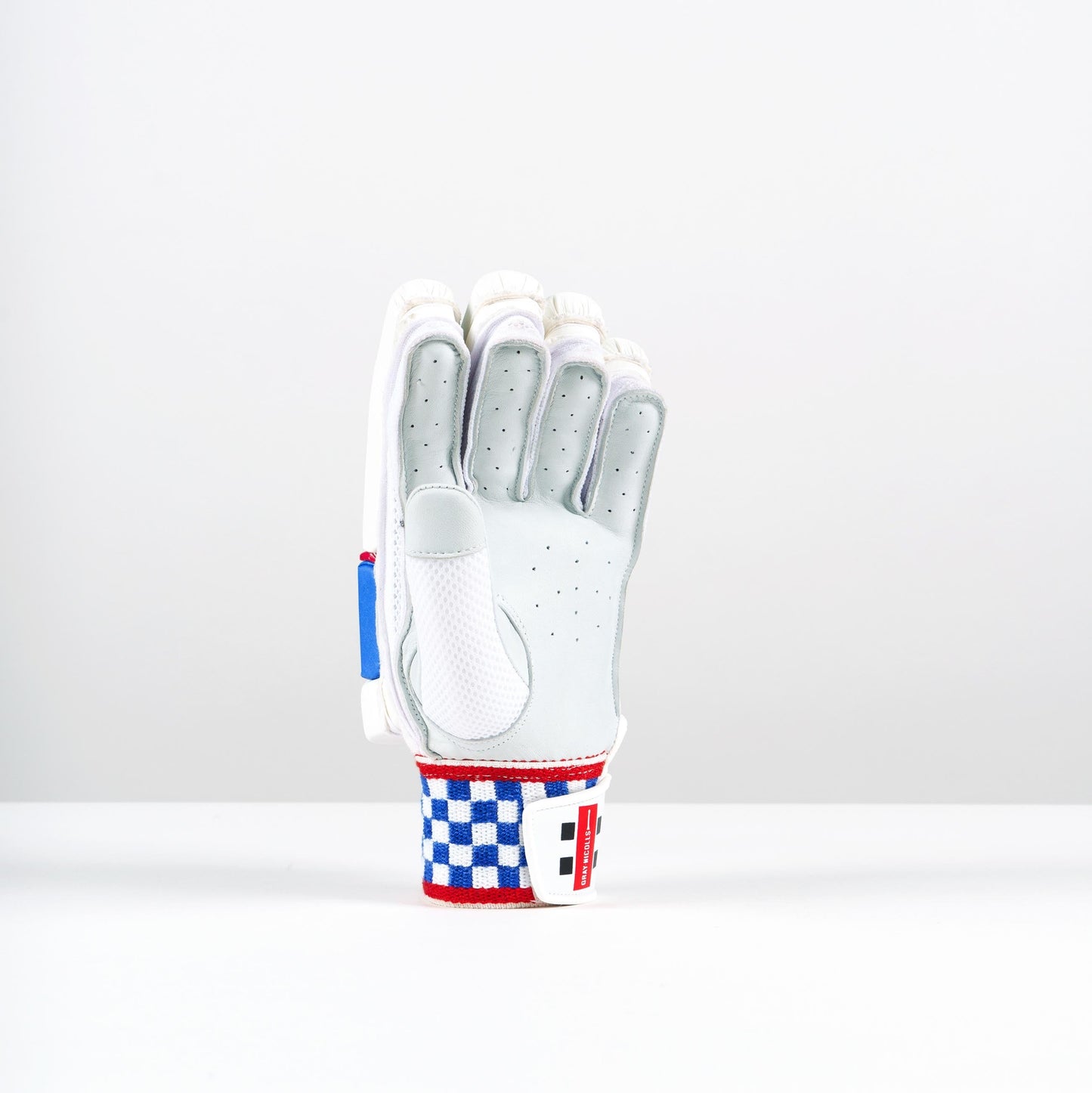 Stratos 1.0 750 Batting Gloves