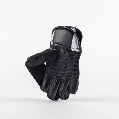 GN150 Wicketkeeping Glove